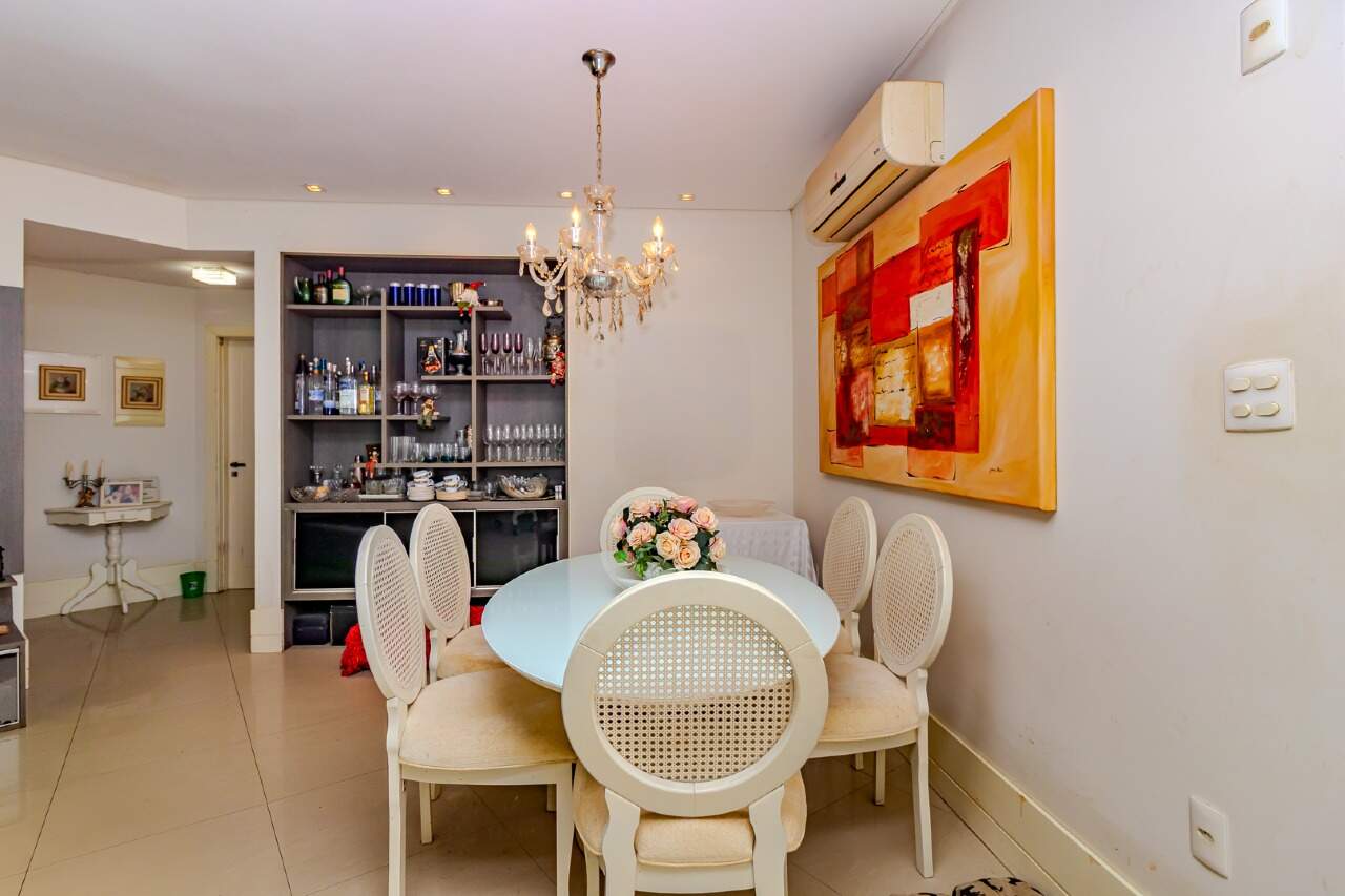 Apartamento de 3 quartos, 131m² no bairro Centro, em Balneário Camboriú | Eu Corretor
