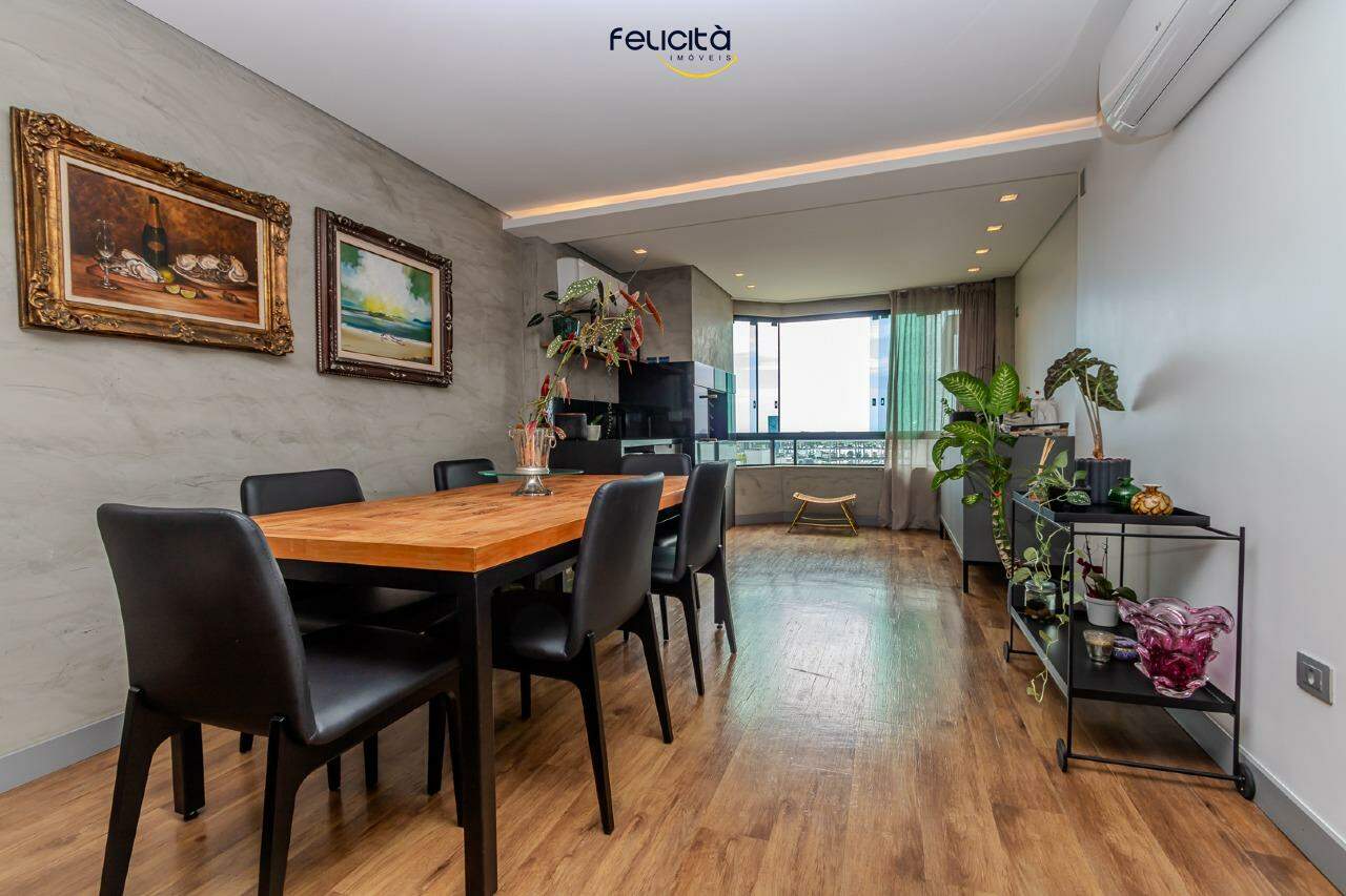 Apartamento de 3 quartos, 146m² no bairro Fazenda, em Itajaí | Eu Corretor