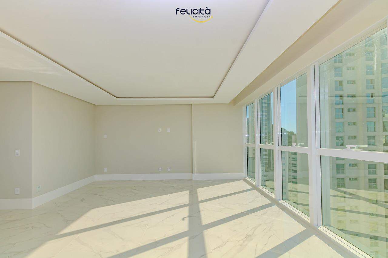 Apartamento de 4 quartos, 150m² no bairro Pioneiros, em Balneário Camboriú | Eu Corretor