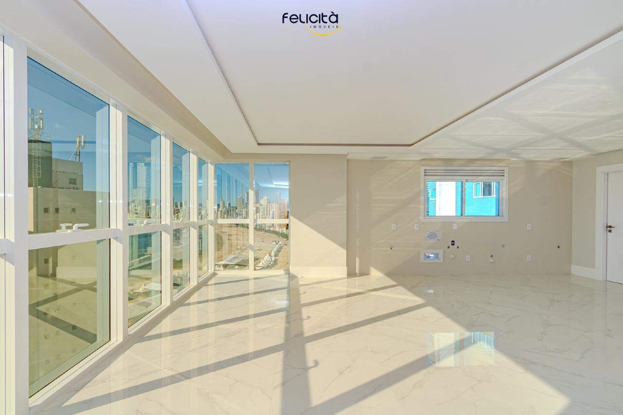 Apartamento de 4 quartos, 150m² no bairro Pioneiros, em Balneário Camboriú | Eu Corretor