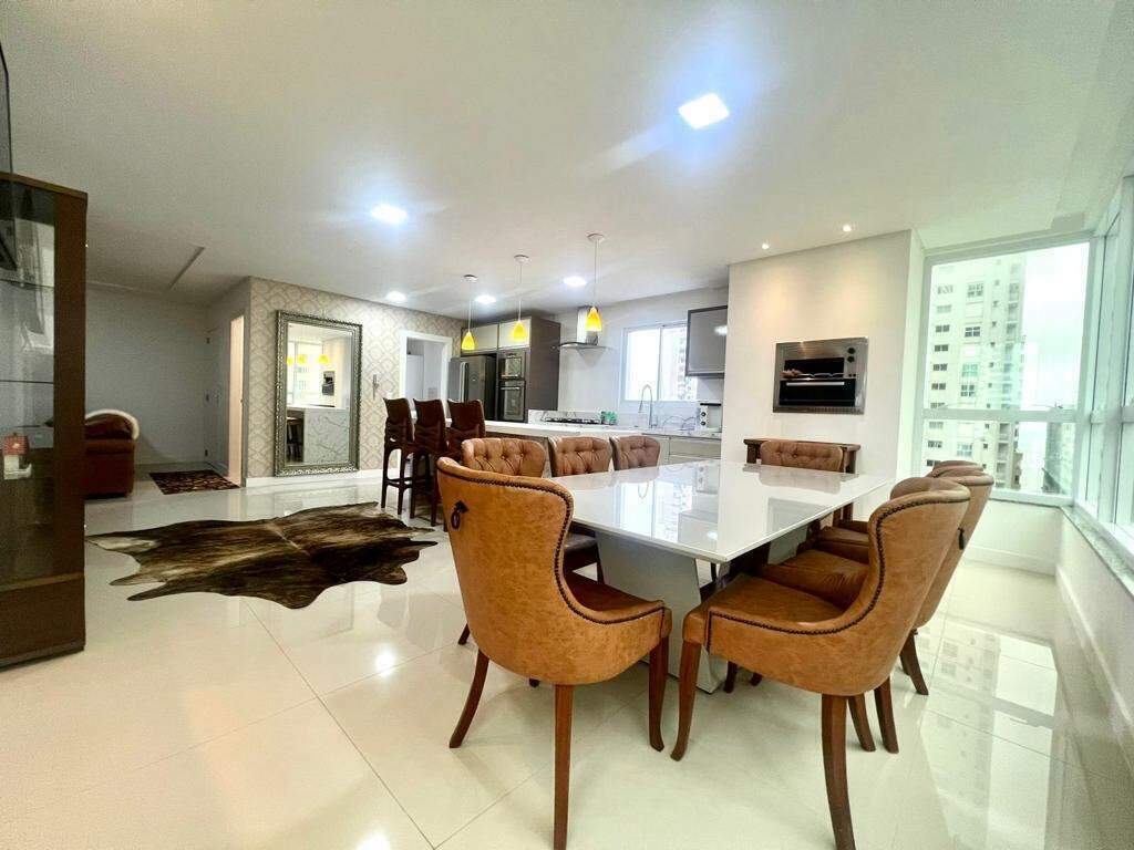 Apartamento de 4 quartos, 151m² no bairro Centro, em Balneário Camboriú | Eu Corretor