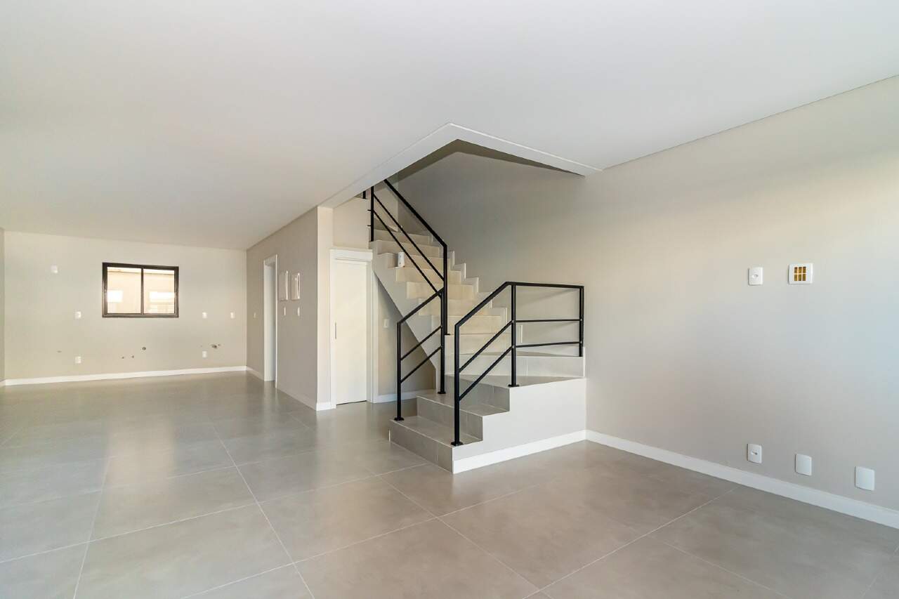 Casa de 3 quartos, 205m² no bairro Centro, em Balneário Camboriú | Eu Corretor