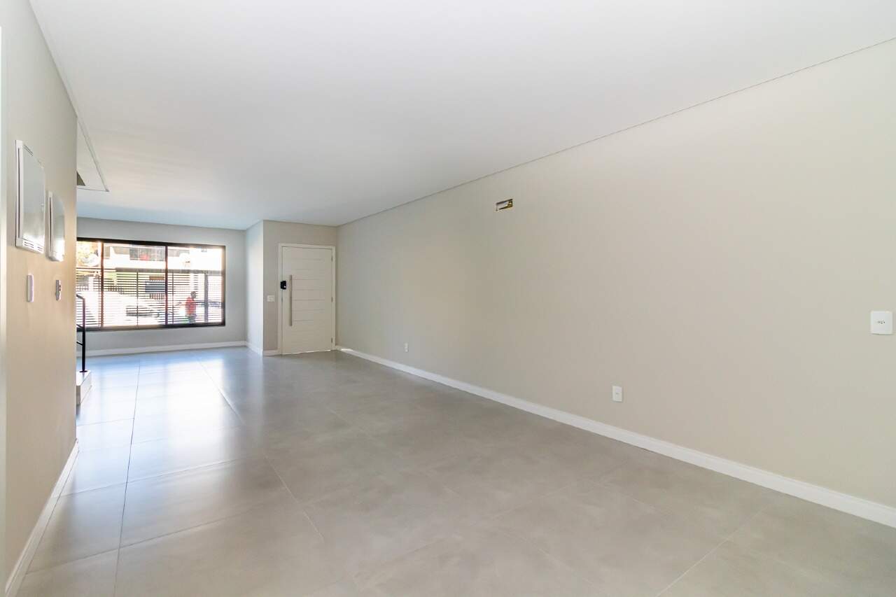 Casa de 3 quartos, 205m² no bairro Centro, em Balneário Camboriú | Eu Corretor