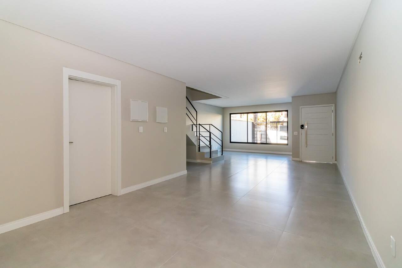 Casa de 3 quartos, 205m² no bairro Centro, em Balneário Camboriú | Eu Corretor