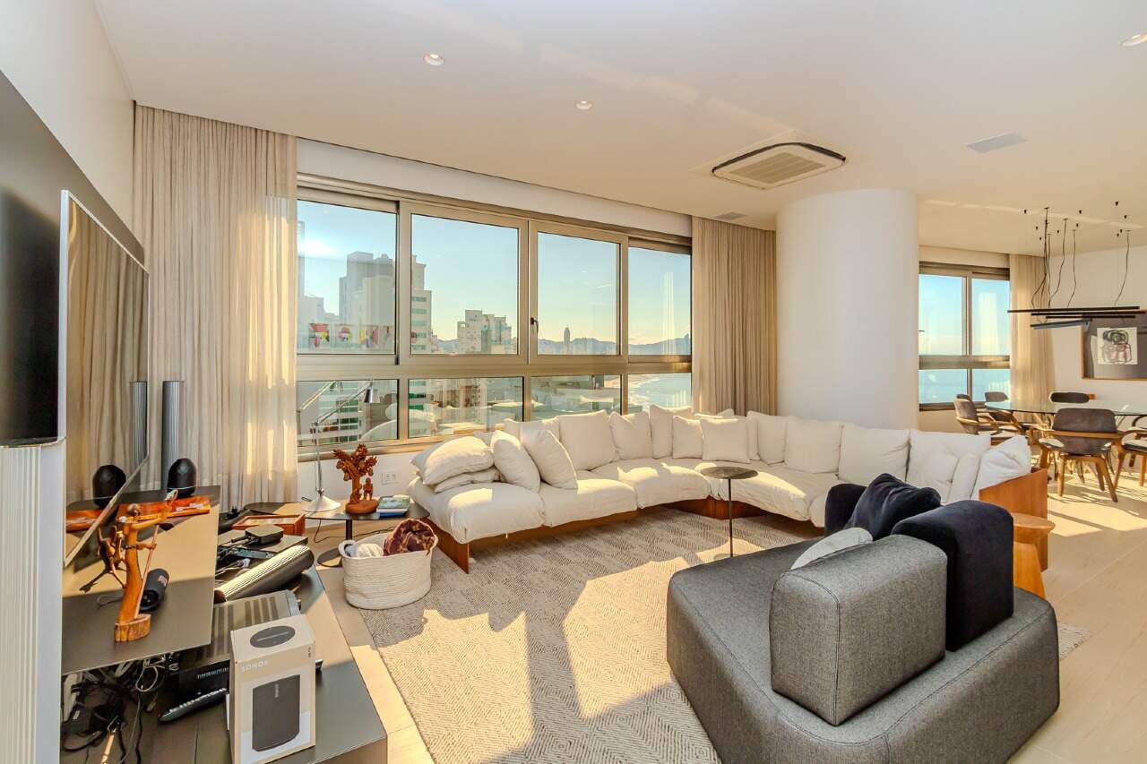 Apartamento de 4 quartos, 257m² no bairro Centro, em Balneário Camboriú | Eu Corretor