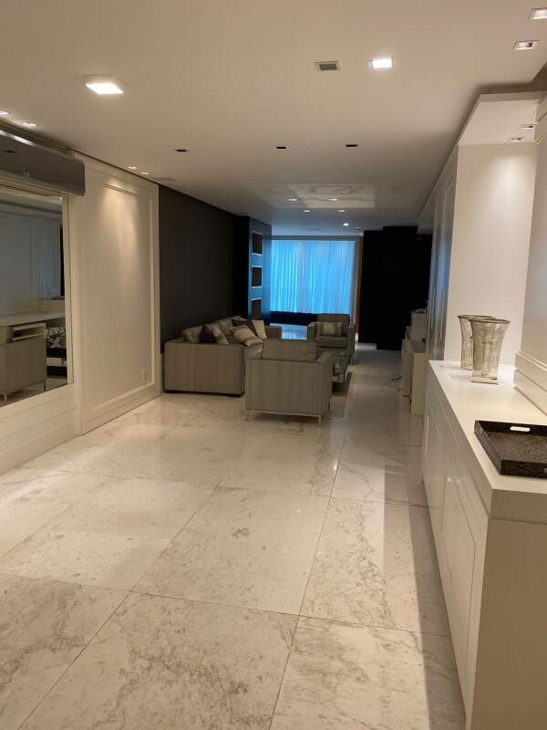 Apartamento de 3 quartos, 231m² no bairro Fazenda, em Itajaí | Eu Corretor