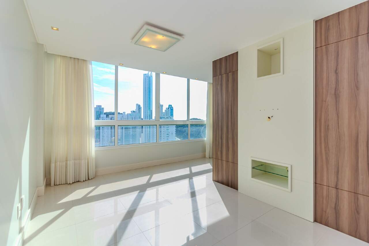 Apartamento de 3 quartos, 149m² no bairro Centro, em Balneário Camboriú | Eu Corretor