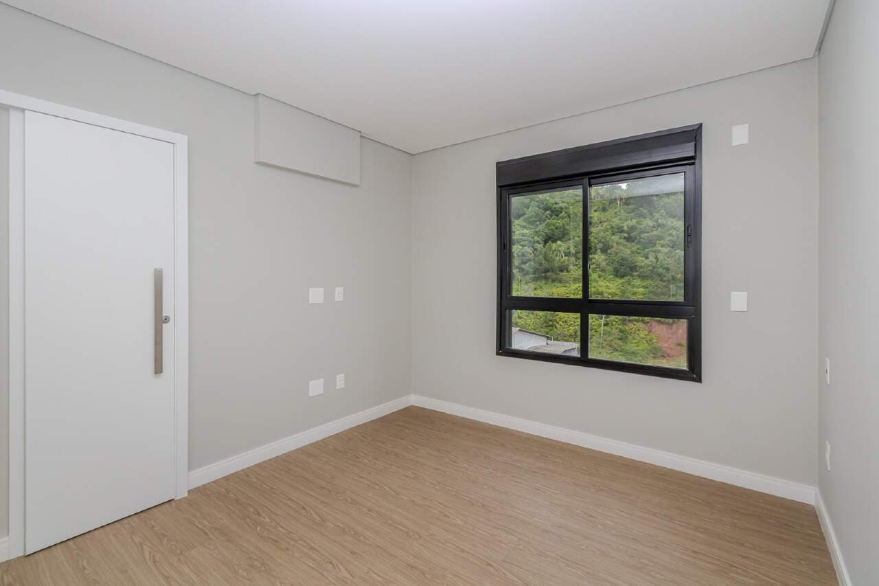 Apartamento de 2 quartos, 66m² no bairro Praia dos Amores, em Balneário Camboriú | Eu Corretor
