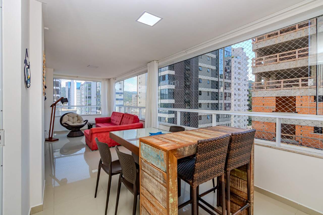 Apartamento de 2 quartos, 117m² no bairro Pioneiros, em Balneário Camboriú | Eu Corretor