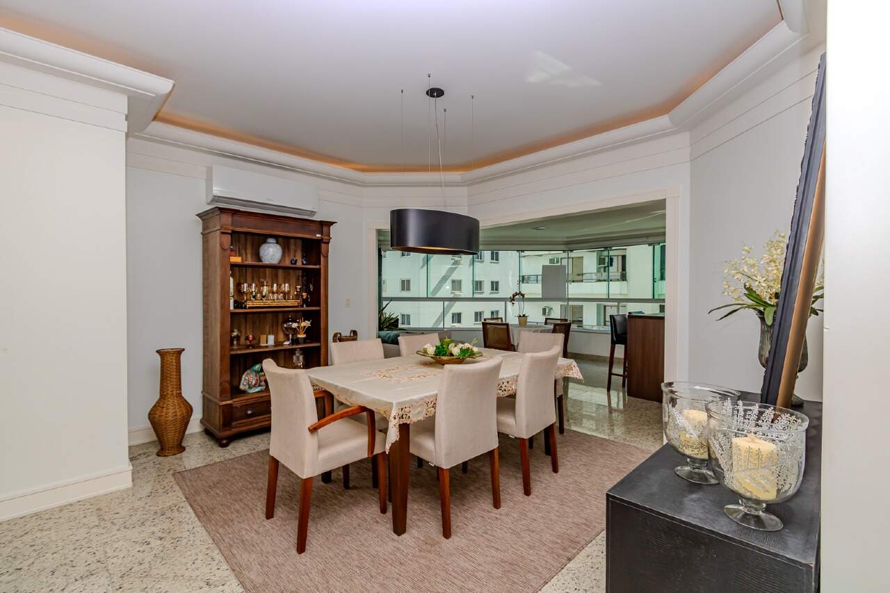 Apartamento de 3 quartos, 134m² no bairro Centro, em Balneário Camboriú | Eu Corretor