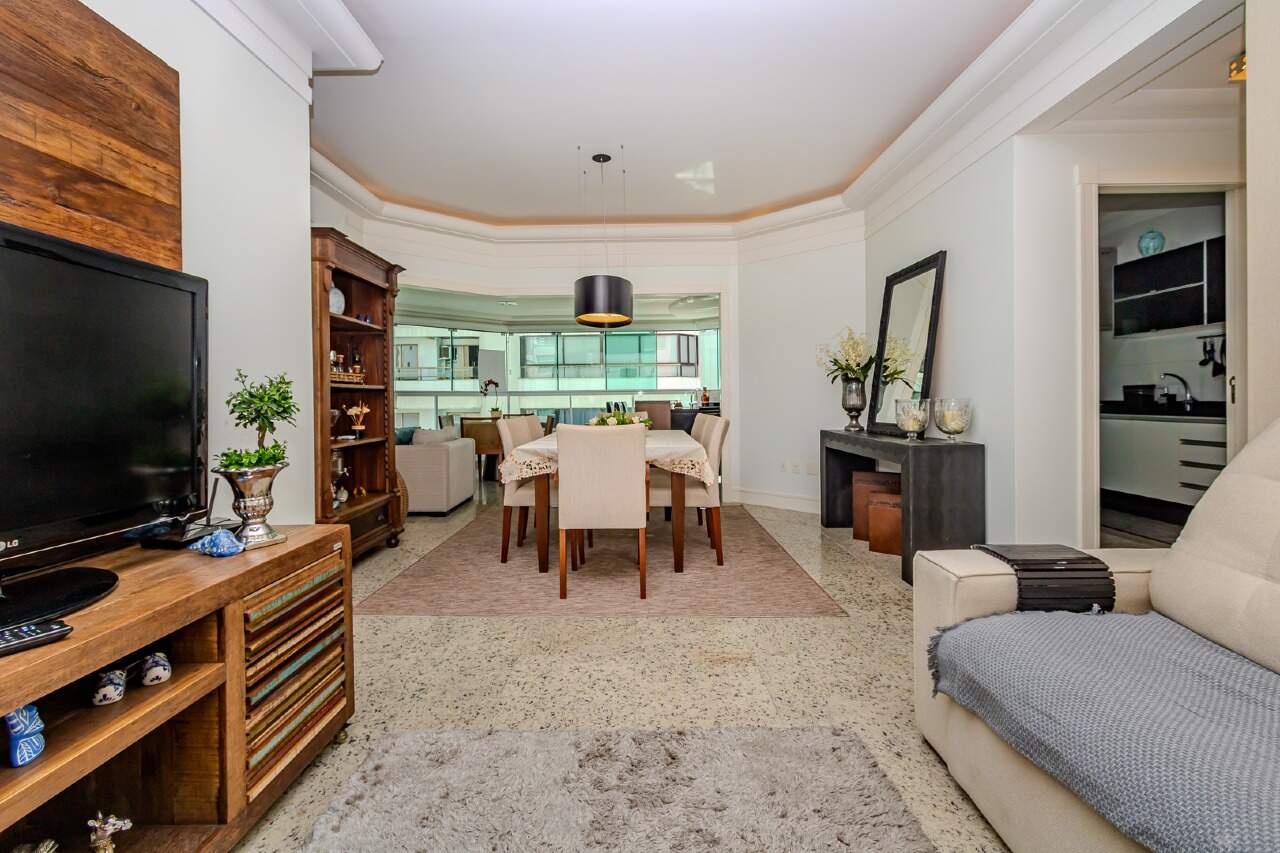 Apartamento de 3 quartos, 134m² no bairro Centro, em Balneário Camboriú | Eu Corretor