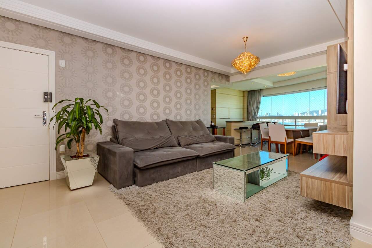 Apartamento de 3 quartos, 143m² no bairro Centro, em Balneário Camboriú | Eu Corretor
