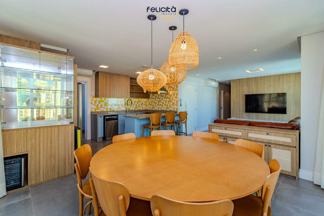 Apartamento de 3 quartos, 140m² no bairro Centro, em Balneário Camboriú | Eu Corretor