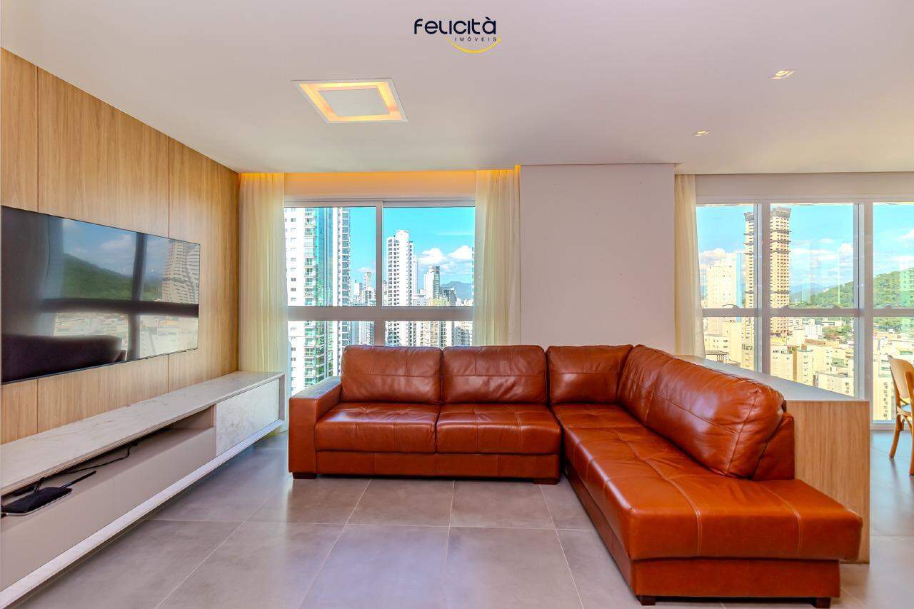 Apartamento de 3 quartos, 140m² no bairro Centro, em Balneário Camboriú | Eu Corretor