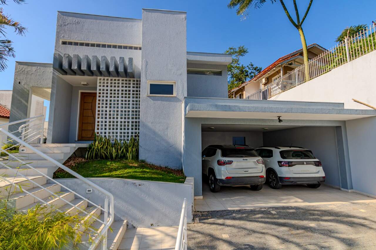 Casa de 3 quartos, 311m² no bairro Cabeçudas, em Itajaí | Eu Corretor