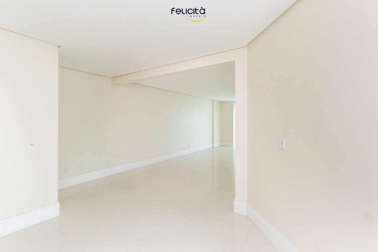 Apartamento de 3 quartos, 128m² no bairro Centro, em Balneário Camboriú | Eu Corretor