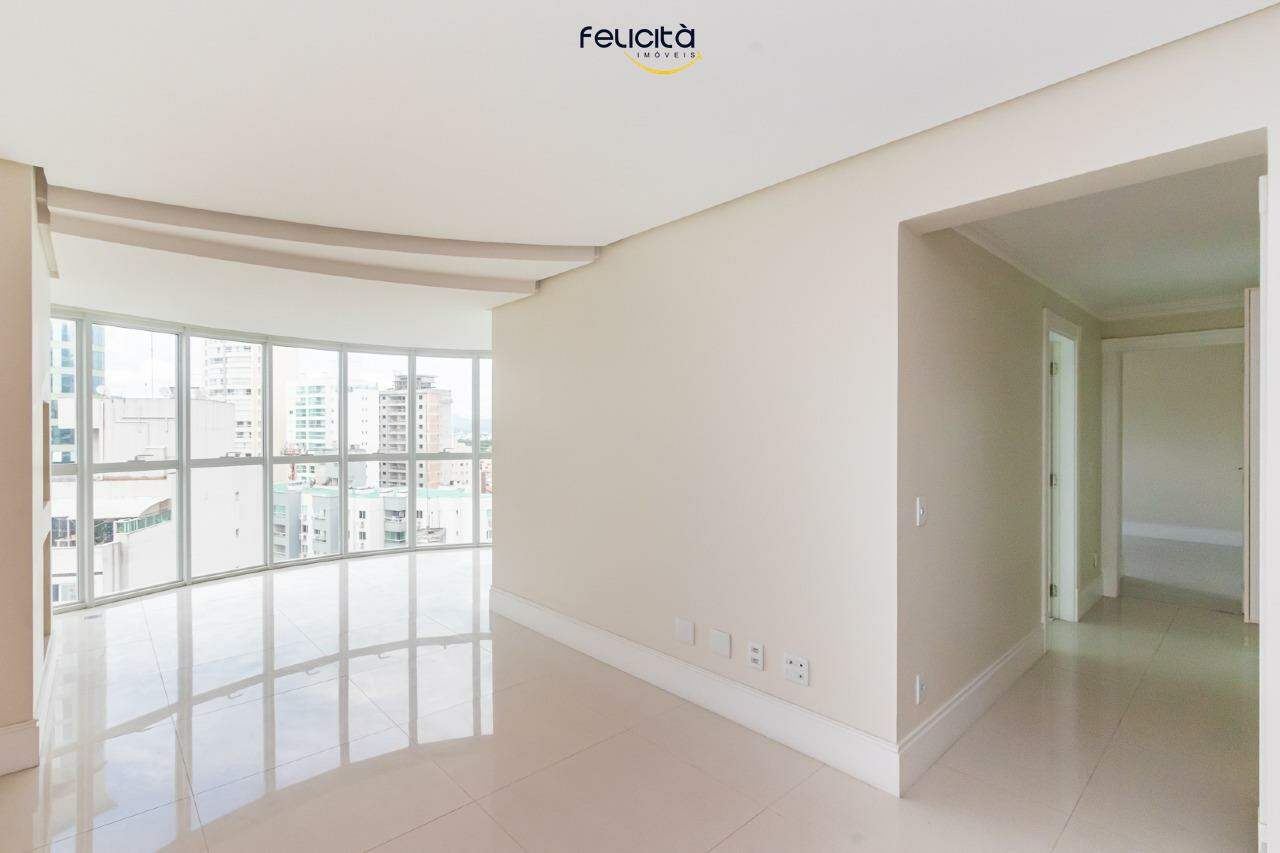 Apartamento de 3 quartos, 128m² no bairro Centro, em Balneário Camboriú | Eu Corretor