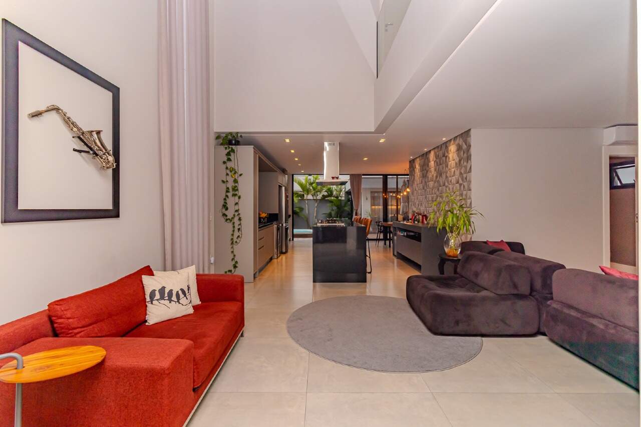 Casa de Condomínio de 3 quartos, 264m² no bairro Santa Regina, em Camboriú | Eu Corretor