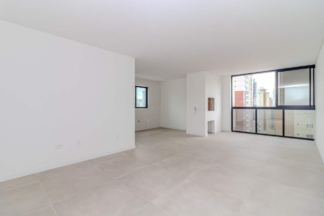 Apartamento de 4 quartos, 136m² no bairro Centro, em Balneário Camboriú | Eu Corretor