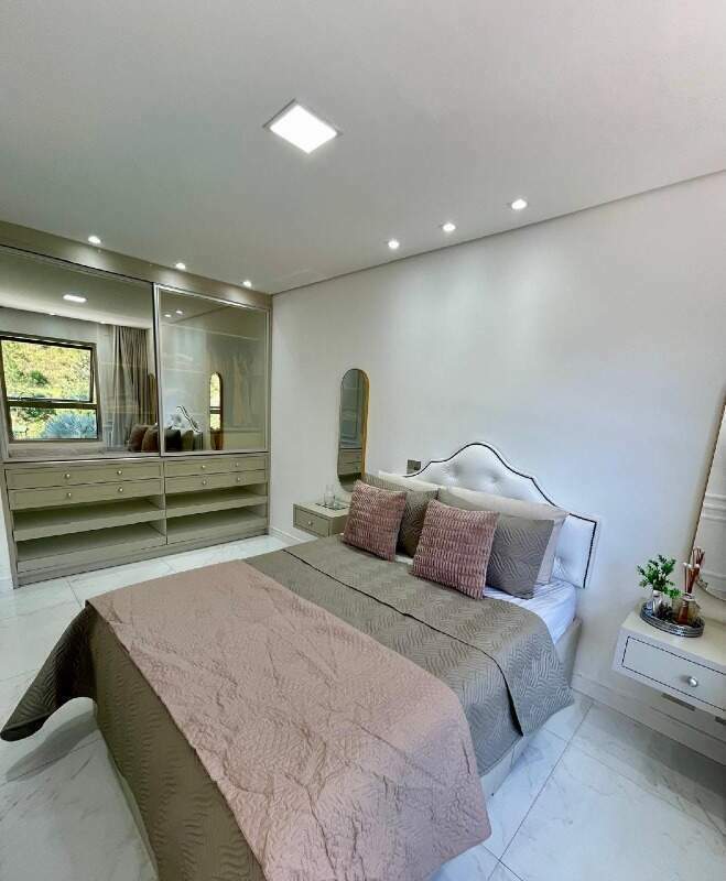 Apartamento à venda no Praia Brava: 