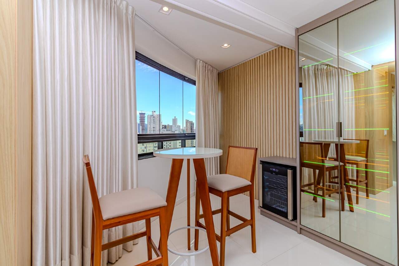 Apartamento de 3 quartos, 119m² no bairro Centro, em Balneário Camboriú | Eu Corretor
