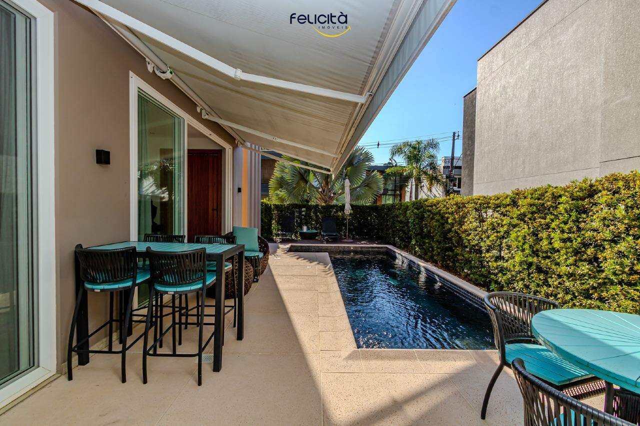 Apartamento de 3 quartos, 276m² no bairro Fazendinha, em Itajaí | Eu Corretor