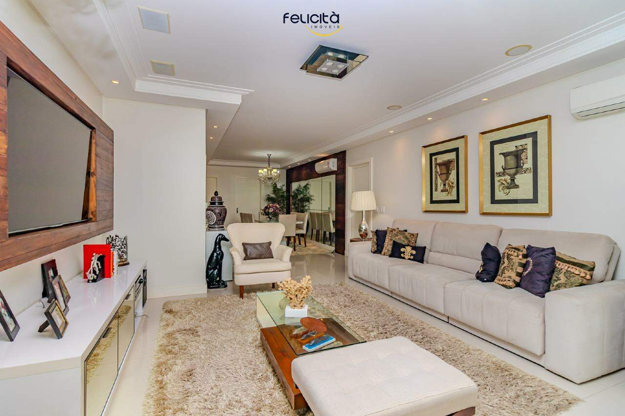 Apartamento de 3 quartos, 143m² no bairro Centro, em Balneário Camboriú | Eu Corretor