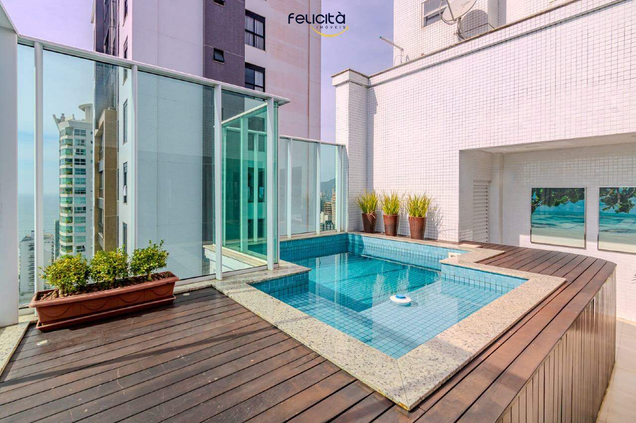 Cobertura de 3 quartos, 246m² no bairro Centro, em Balneário Camboriú | Eu Corretor
