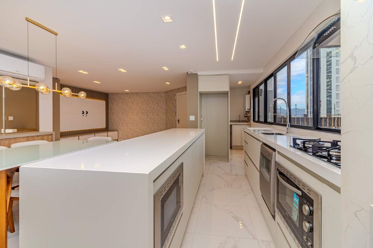 Apartamento de 3 quartos, 119m² no bairro Centro, em Balneário Camboriú | Eu Corretor