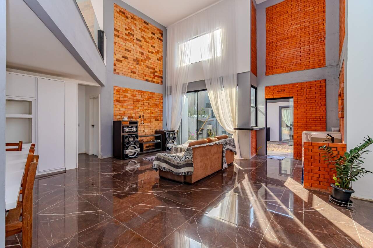 Casa de Condomínio de 3 quartos, 260m² no bairro Santa Regina, em Camboriú | Eu Corretor