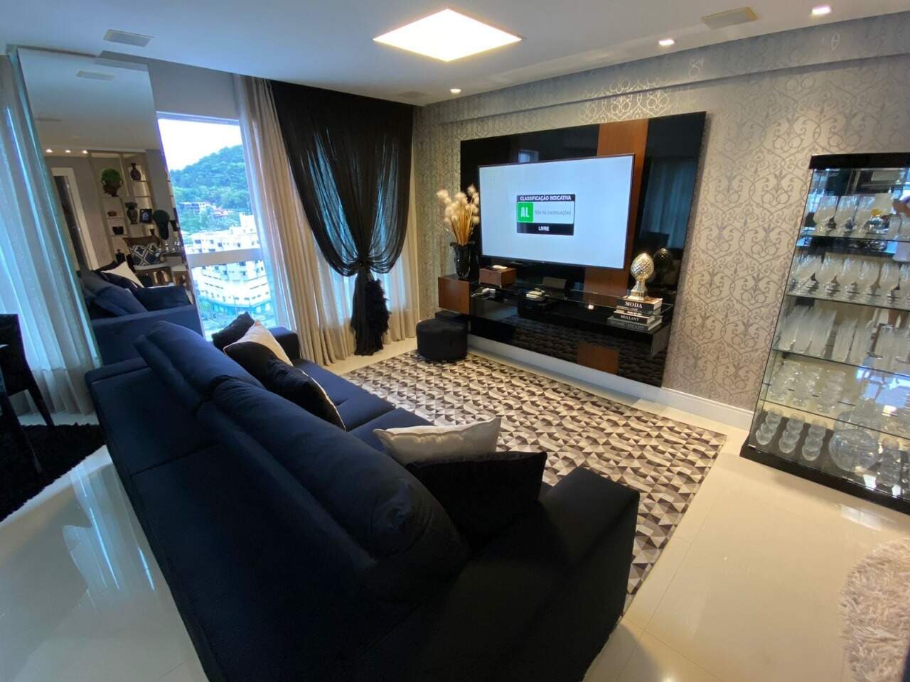 Apartamento de 3 quartos, 177m² no bairro Centro, em Balneário Camboriú | Eu Corretor