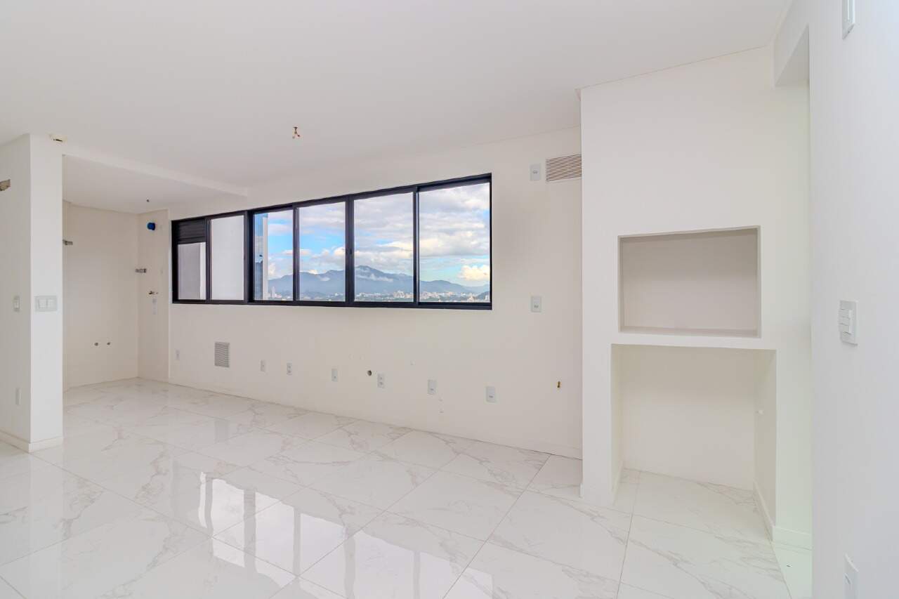 Apartamento de 3 quartos, 119m² no bairro Centro, em Balneário Camboriú | Eu Corretor