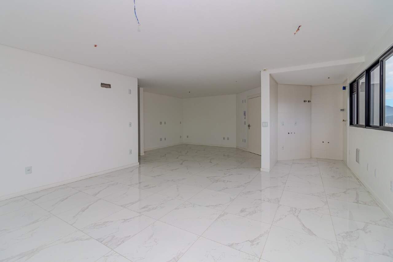 Apartamento de 3 quartos, 119m² no bairro Centro, em Balneário Camboriú | Eu Corretor