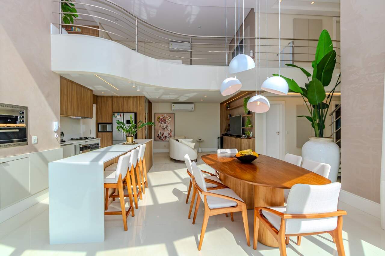 Apartamento de 4 quartos, 250m² no bairro Centro, em Balneário Camboriú | Eu Corretor
