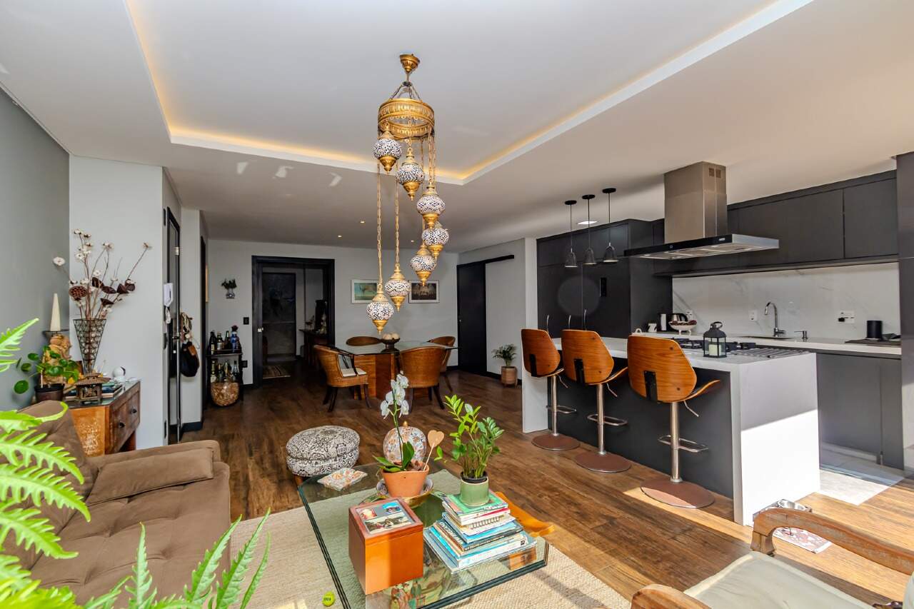 Apartamento de 3 quartos, 186m² no bairro Praia dos Amores, em Balneário Camboriú | Eu Corretor