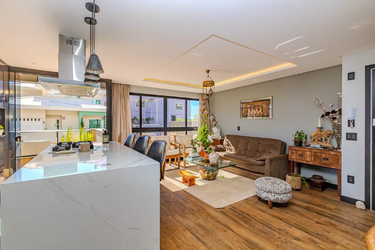 Apartamento de 3 quartos, 186m² no bairro Praia dos Amores, em Balneário Camboriú | Eu Corretor