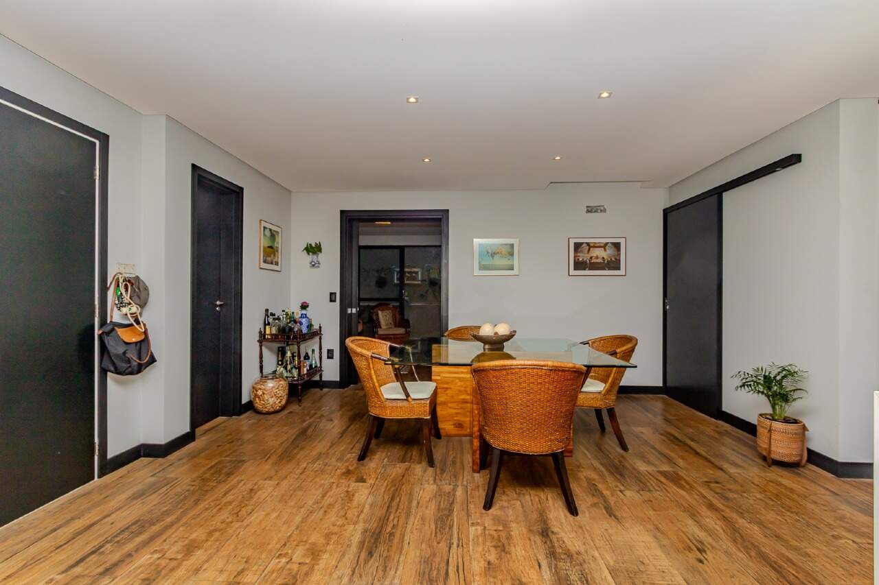 Apartamento de 3 quartos, 186m² no bairro Praia dos Amores, em Balneário Camboriú | Eu Corretor