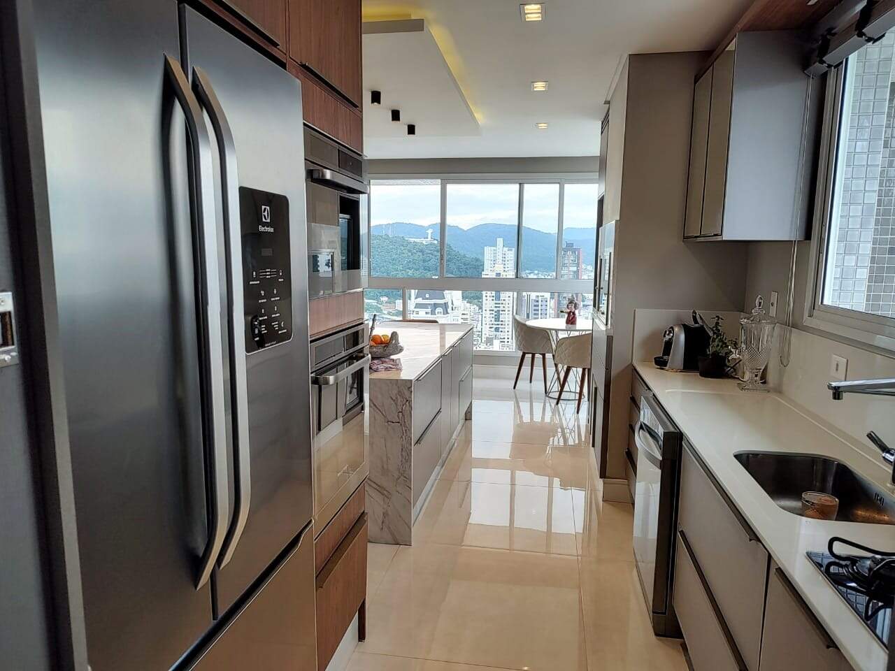 Apartamento de 173m² no bairro Centro, em Balneário Camboriú | Eu Corretor