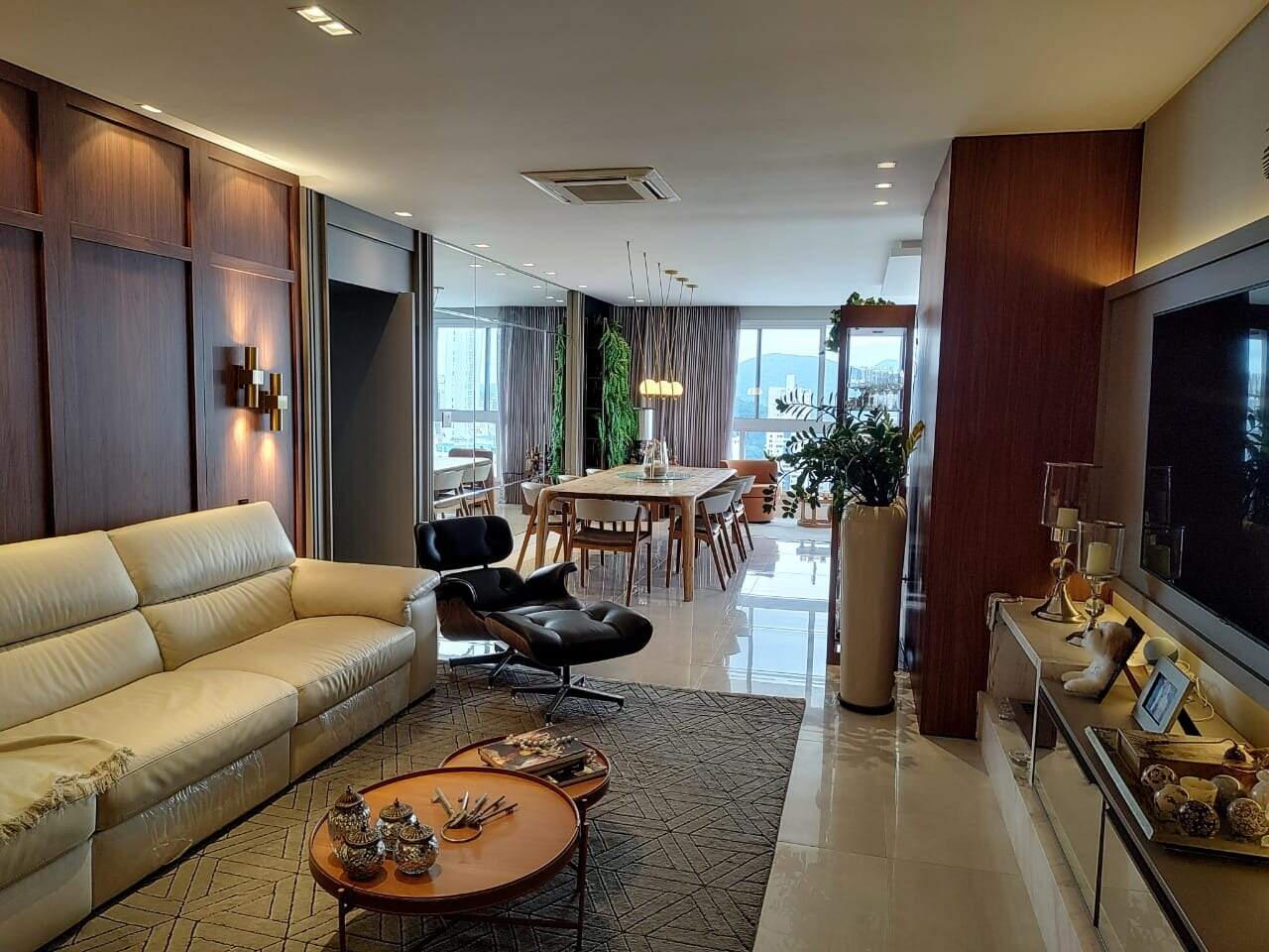 Apartamento de 173m² no bairro Centro, em Balneário Camboriú | Eu Corretor