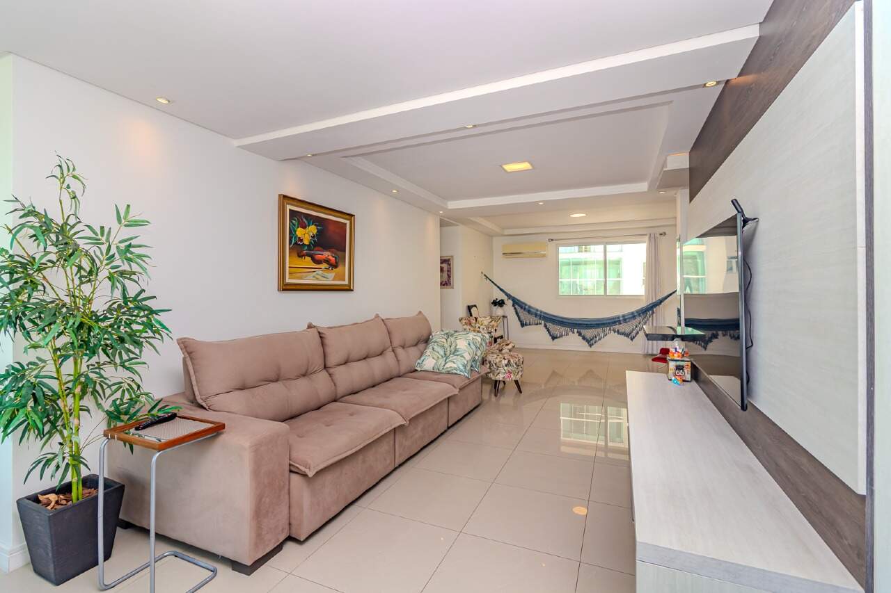 Apartamento de 3 quartos, 139m² no bairro Pioneiros, em Balneário Camboriú | Eu Corretor