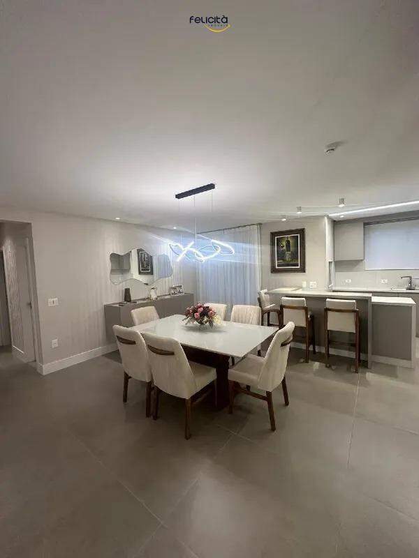 Apartamento de 3 quartos, 136m² no bairro Centro, em Balneário Camboriú | Eu Corretor