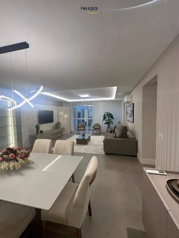 Apartamento de 3 quartos, 136m² no bairro Centro, em Balneário Camboriú | Eu Corretor