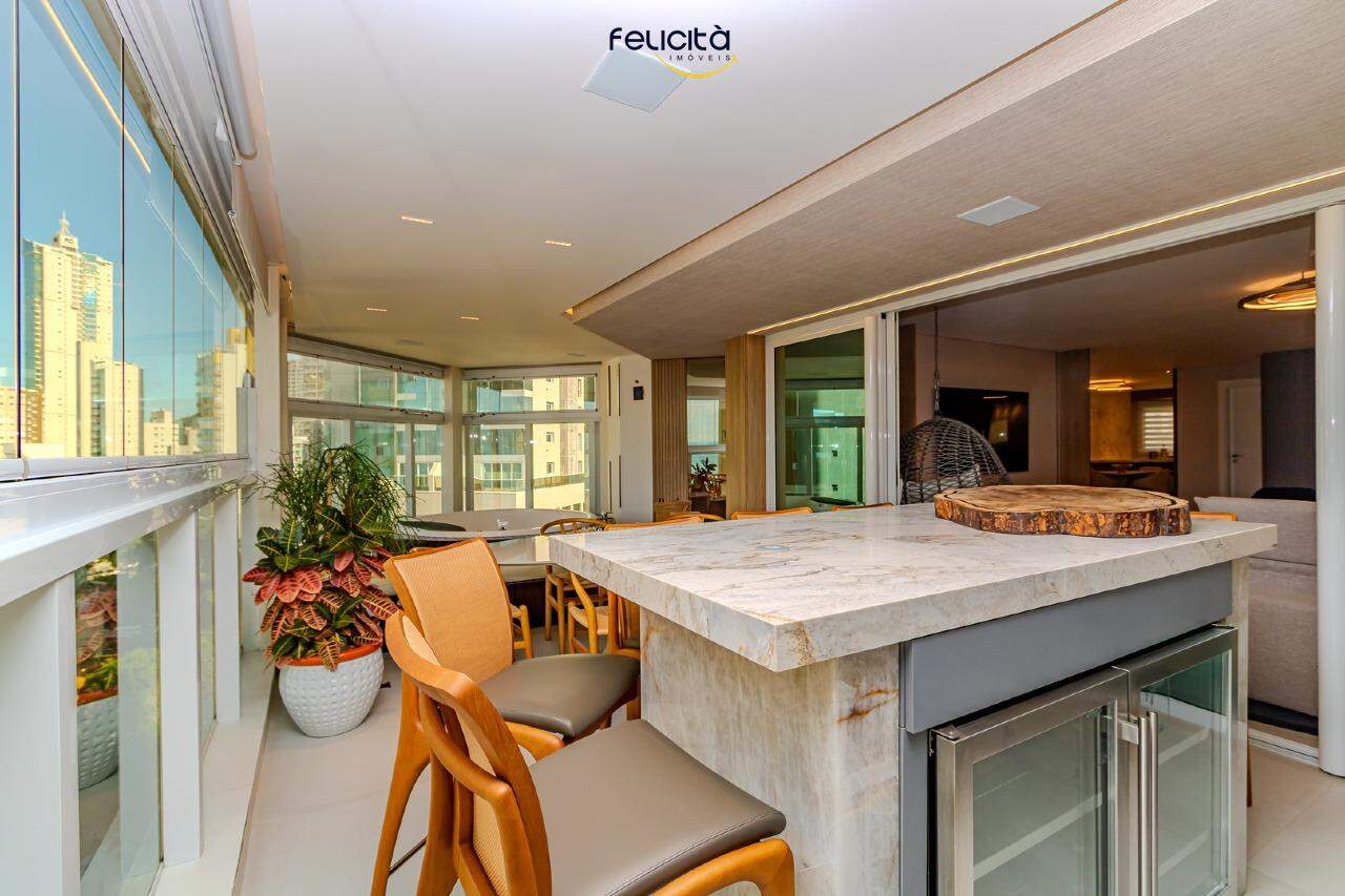 Apartamento de 4 quartos, 165m² no bairro Pioneiros, em Balneário Camboriú | Eu Corretor