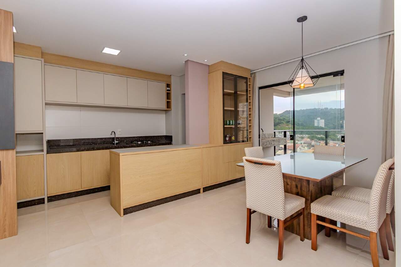 Apartamento de 2 quartos, 84m² no bairro Fazenda, em Itajaí | Eu Corretor