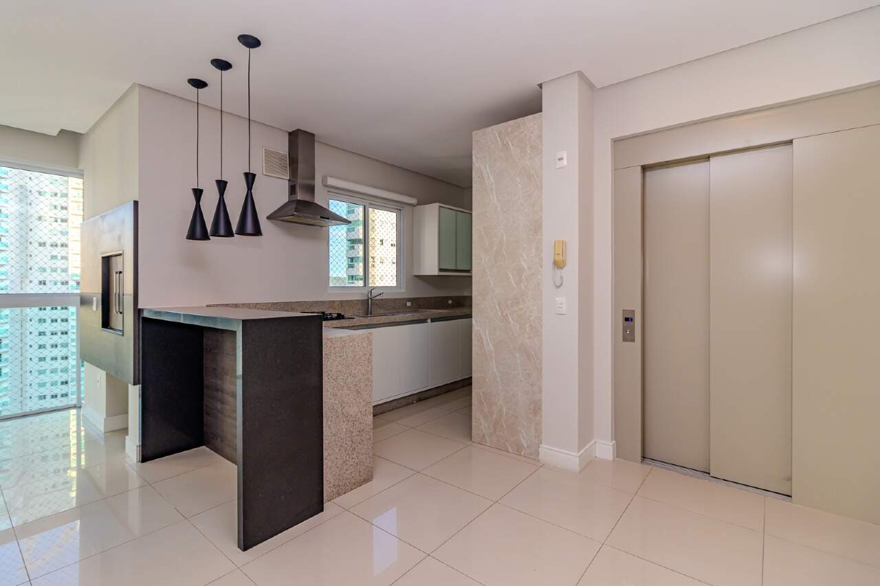 Apartamento de 3 quartos, 114m² no bairro Centro, em Balneário Camboriú | Eu Corretor