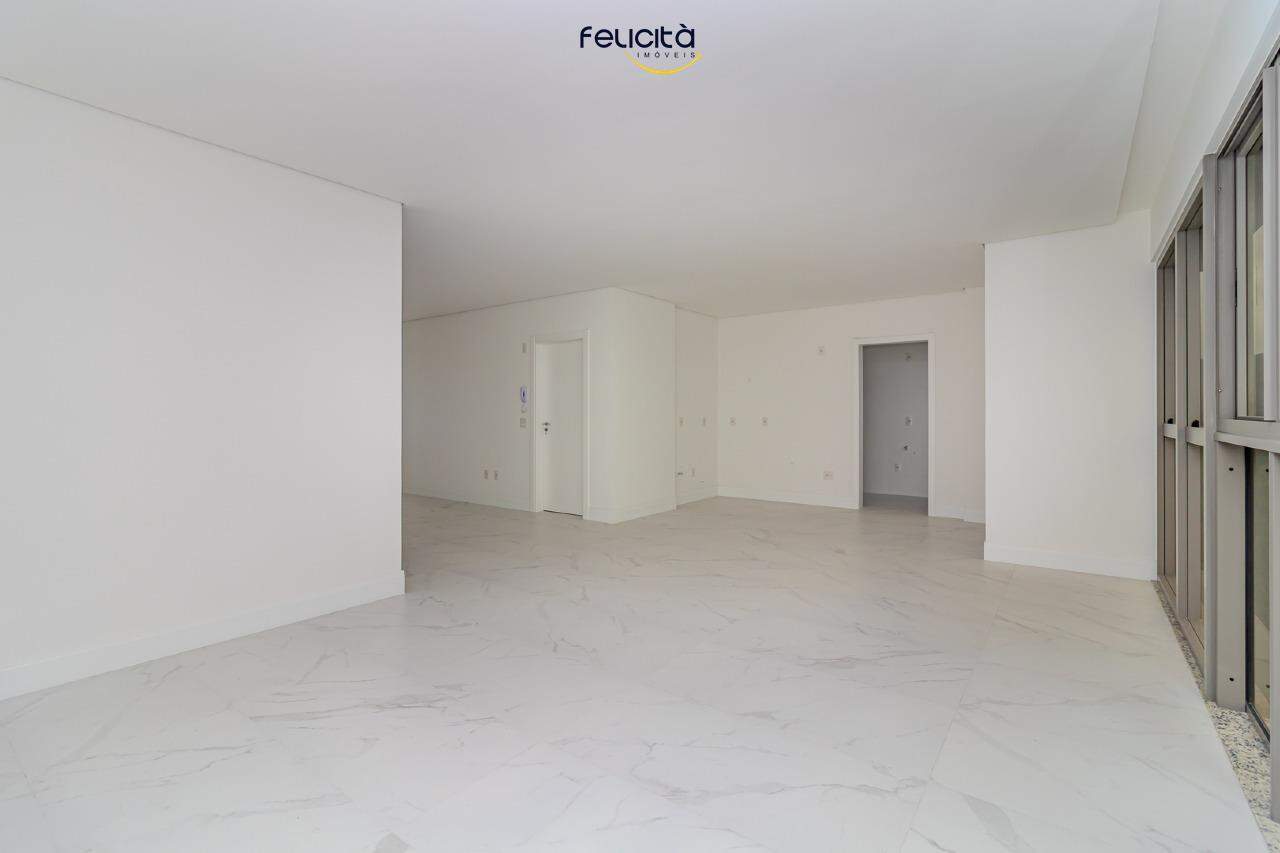 Apartamento de 4 quartos, 157m² no bairro Pioneiros, em Balneário Camboriú | Eu Corretor