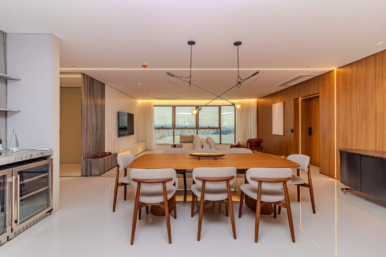 Apartamento de 4 quartos, 265m² no bairro Centro, em Balneário Camboriú | Eu Corretor