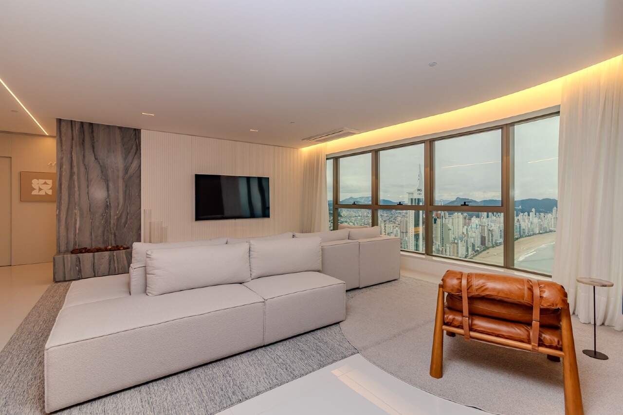 Apartamento de 4 quartos, 265m² no bairro Centro, em Balneário Camboriú | Eu Corretor