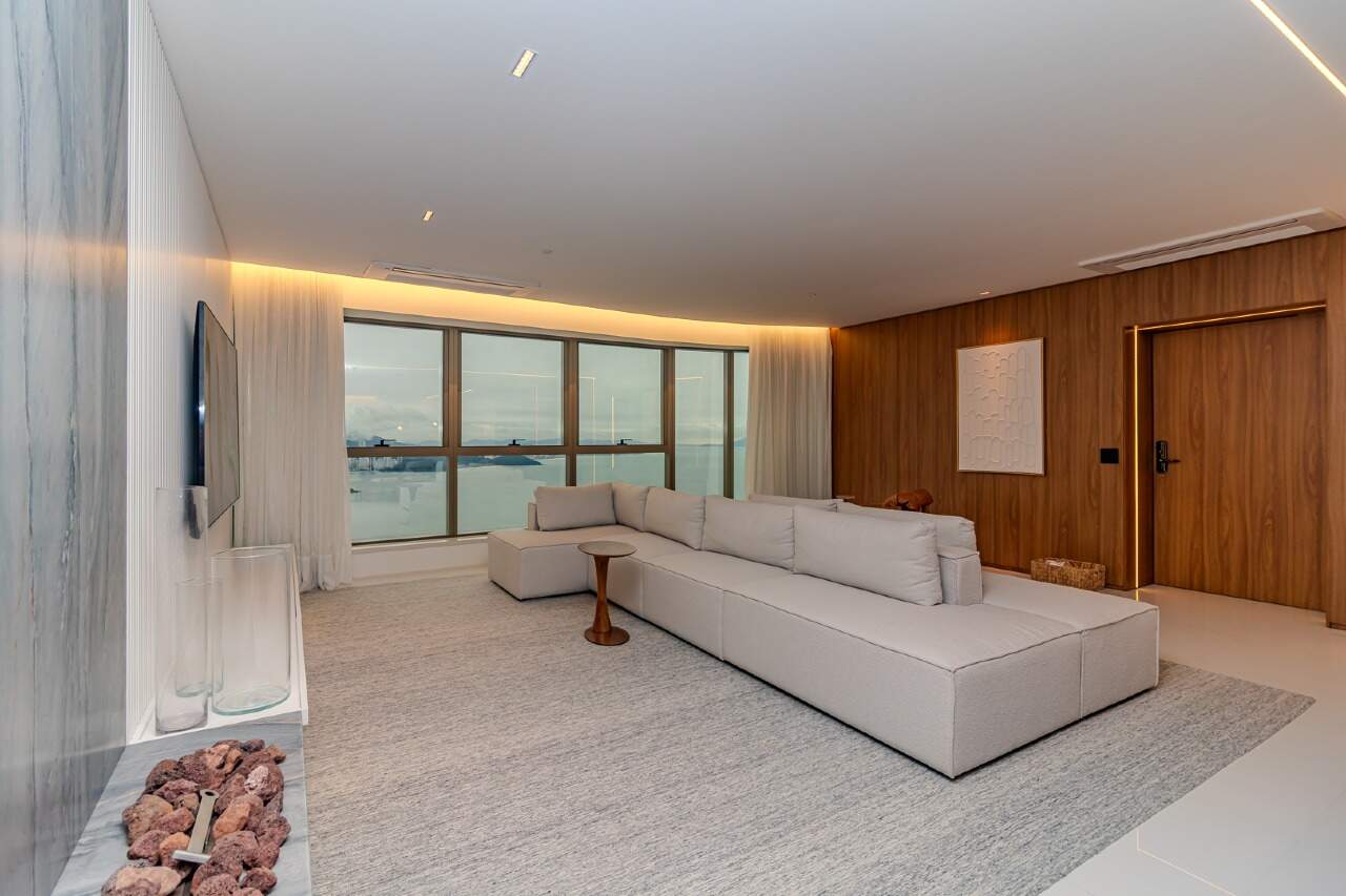 Apartamento de 4 quartos, 265m² no bairro Centro, em Balneário Camboriú | Eu Corretor