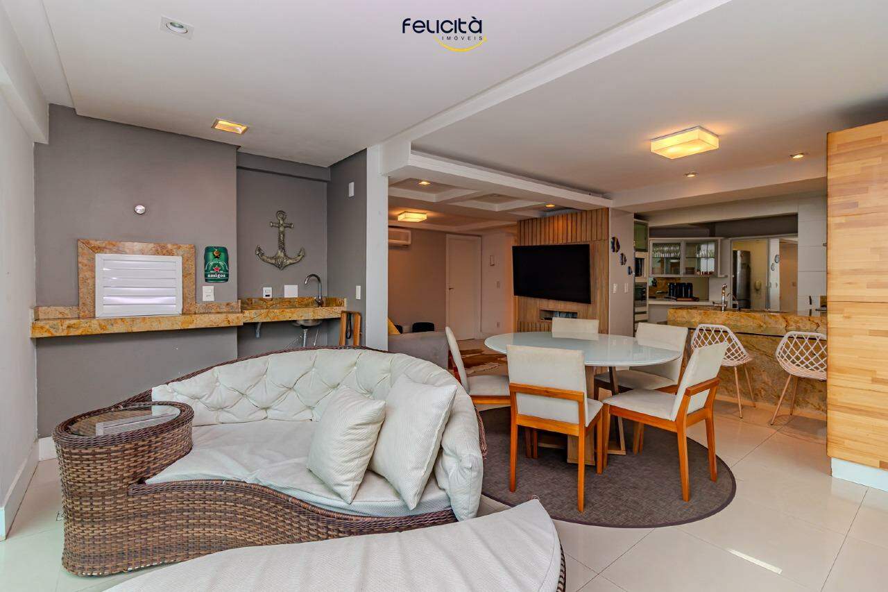 Apartamento de 3 quartos, 118m² no bairro Pioneiros, em Balneário Camboriú | Eu Corretor